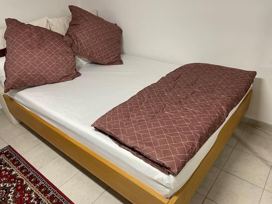 Comfortable Apartment In Commercial Centre Unterhaching Εξωτερικό φωτογραφία