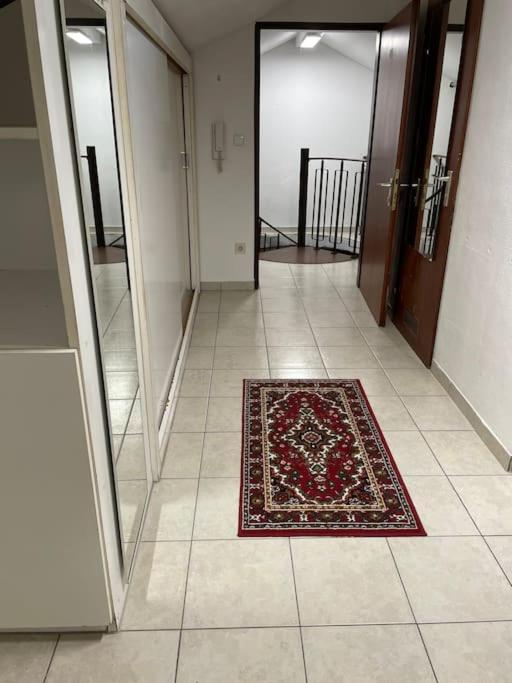 Comfortable Apartment In Commercial Centre Unterhaching Εξωτερικό φωτογραφία